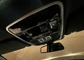 Сірий Ленд Ровер Range Rover Sport, об'ємом двигуна 5 л та пробігом 181 тис. км за 38126 $, фото 21 на Automoto.ua