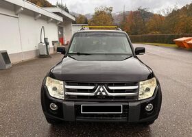 Міцубісі Паджеро 2007 у Європі на Automoto.ua Чорний Міцубісі Паджеро, об'ємом двигуна 3.2 л та пробігом 249 тис. км за 13182 $, фото 1 на Automoto.ua