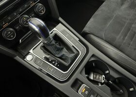 Фольксваген Пассат Вариант 2015 в Европе на Automoto.ua Серый Фольксваген Пассат Вариант, объемом двигателя 1.4 л и пробегом 245 тыс. км за 11392 $, фото 14 на Automoto.ua