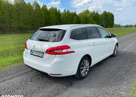 Пежо 308, объемом двигателя 1.5 л и пробегом 143 тыс. км за 9698 $, фото 3 на Automoto.ua