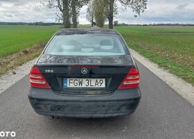 Мерседес Ц-Класс 2001 в Европе на Automoto.ua Черный Мерседес Ц-Класс, объемом двигателя 1 л и пробегом 256 тыс. км за 557 $, фото 3 на Automoto.ua