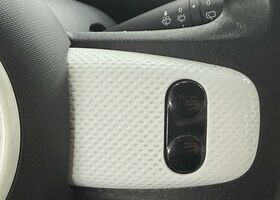Рено Твинго 2020 в Европе на Automoto.ua Рено Твинго, объемом двигателя 1 л и пробегом 89 тыс. км за 7890 $, фото 9 на Automoto.ua