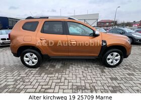 Оранжевый Дачия Duster, объемом двигателя 1 л и пробегом 74 тыс. км за 13996 $, фото 3 на Automoto.ua