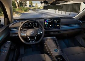 Фольксваген Ті-Рок 2025 у Європі на Automoto.ua Чорний Фольксваген Ті-Рок, об'ємом двигуна 1.5 л та пробігом 15 тис. км за 57375 $, фото 9 на Automoto.ua