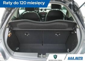 Опель Адам, объемом двигателя 1.4 л и пробегом 73 тыс. км за 7775 $, фото 14 на Automoto.ua