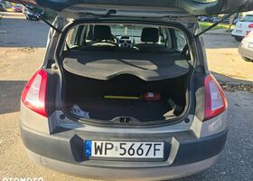 Рено Меган 2004 в Европе на Automoto.ua Серый Рено Меган, объемом двигателя 1 л и пробегом 271 тыс. км за 969 $, фото 14 на Automoto.ua