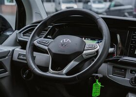 Фольксваген T6.1 Transporter 2023 у Європі на Automoto.ua Чорний Фольксваген T6.1 Transporter, об'ємом двигуна 1.97 л та пробігом 5 тис. км за 102412 $, фото 9 на Automoto.ua