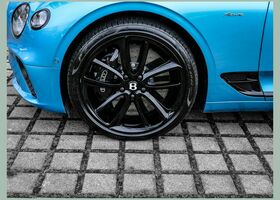 Синій Бентлі Continental GT, об'ємом двигуна 4 л та пробігом 3 тис. км за 265907 $, фото 7 на Automoto.ua