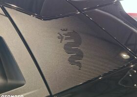 Альфа Ромео Джуниор 2025 в Европе на Automoto.ua Красный Альфа Ромео Джуниор, объемом двигателя 1 л и пробегом 1 тыс. км за 35473 $, фото 16 на Automoto.ua