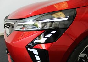 Мицубиси Кольт 2023 в Европе на Automoto.ua Красный Мицубиси Кольт, объемом двигателя 1.6 л и пробегом 16 тыс. км за 27851 $, фото 6 на Automoto.ua