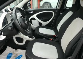 Білий Смарт Forfour, об'ємом двигуна 0.9 л та пробігом 97 тис. км за 8627 $, фото 9 на Automoto.ua