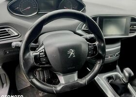 Пежо 308, об'ємом двигуна 1.56 л та пробігом 200 тис. км за 3996 $, фото 5 на Automoto.ua