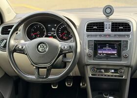 Фольксваген Поло 2014 у Європі на Automoto.ua Білий Фольксваген Поло, об'ємом двигуна 1.15 л та пробігом 122 тис. км за 11396 $, фото 9 на Automoto.ua