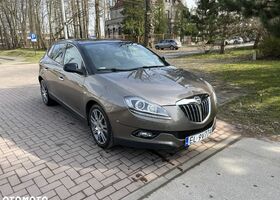 Лянча Delta, об'ємом двигуна 1.74 л та пробігом 179 тис. км за 4752 $, фото 8 на Automoto.ua