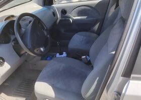 Шевроле Калос 2005 у Європі на Automoto.ua Срібний Шевроле Калос, об'ємом двигуна 1.15 л та пробігом 66 тис. км за 2910 $, фото 7 на Automoto.ua