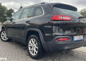 Джип Cherokee, об'ємом двигуна 1.96 л та пробігом 220 тис. км за 10346 $, фото 2 на Automoto.ua