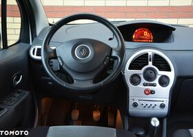Рено Модус 2009 в Европе на Automoto.ua Белый Рено Модус, объемом двигателя 1 л и пробегом 171 тыс. км за 12800 $, фото 7 на Automoto.ua