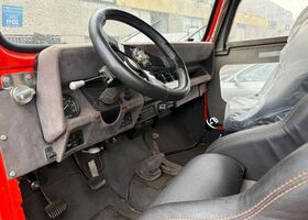 Джип CJ-5 1974 у Європі на Automoto.ua Помаранчевий Джип CJ-5, об'ємом двигуна 4.98 л та пробігом 119 тис. км за 34904 $, фото 10 на Automoto.ua