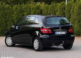 Мерседес Б-класс 2007 в Европе на Automoto.ua Черный Мерседес Б-класс, объемом двигателя 1 л и пробегом 284 тыс. км за 3124 $, фото 12 на Automoto.ua
