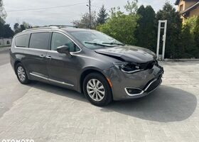 Крайслер Pacifica, об'ємом двигуна 3.61 л та пробігом 77 тис. км за 10518 $, фото 7 на Automoto.ua