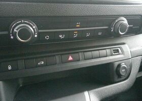 Тойота Proace Verso 2022 у Європі на Automoto.ua Тойота Proace Verso, об'ємом двигуна 2 л та пробігом 135 тис. км за 13940 $, фото 9 на Automoto.ua