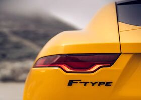 Jaguar F-Type 2021 нова оптика Рестайлинг фар Jaguar F-Type 2021