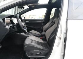 Фольксваген Golf GTE 2020 у Європі на Automoto.ua Білий Фольксваген Golf GTE, об'ємом двигуна 1.4 л та пробігом 78 тис. км за 31986 $, фото 10 на Automoto.ua