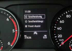 Фольксваген Крафтер 2022 в Европе на Automoto.ua Белый Фольксваген Крафтер, объемом двигателя 1.97 л и пробегом 37826 тыс. км за 45920 $, фото 5 на Automoto.ua