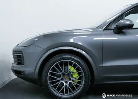 Сірий Порше Cayenne, об'ємом двигуна 3 л та пробігом 63 тис. км за 81413 $, фото 8 на Automoto.ua