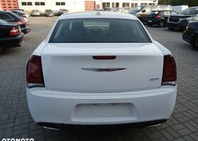 Крайслер 300C, объемом двигателя 3.6 л и пробегом 131 тыс. км за 10130 $, фото 3 на Automoto.ua