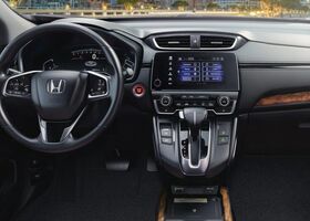Панель управления обновленной Honda CR-V 2021 года выпуска