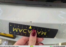 Фольксваген ID.3 2020 в Европе на Automoto.ua Белый Фольксваген ID.3, объемом двигателя 0 л и пробегом 146 тыс. км за 14762 $, фото 16 на Automoto.ua