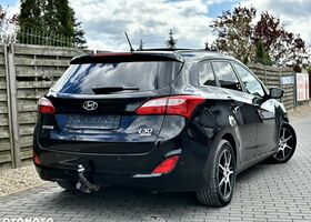 Хендай i30, объемом двигателя 1.58 л и пробегом 204 тыс. км за 7322 $, фото 4 на Automoto.ua