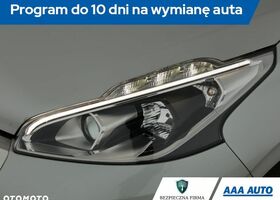 Пежо 208, объемом двигателя 1.2 л и пробегом 13 тыс. км за 10367 $, фото 18 на Automoto.ua