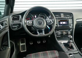 Фольксваген Гольф ГТІ 2016 у Європі на Automoto.ua Чорний Фольксваген Гольф ГТІ, об'ємом двигуна 1.98 л та пробігом 201 тис. км за 14900 $, фото 3 на Automoto.ua