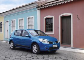 Рено Сандеро, Хетчбек 2009 - н.в. 1,6i Stepway