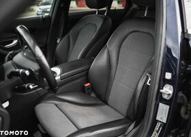 Мерседес Ц-Клас 2016 у Європі на Automoto.ua Синій Мерседес Ц-Клас, об'ємом двигуна 1 л та пробігом 152 тис. км за 19371 $, фото 14 на Automoto.ua