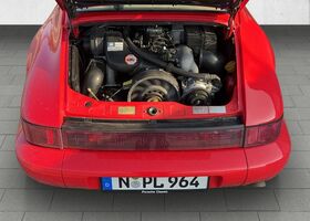 Красный Порше 964, объемом двигателя 0 л и пробегом 235 тыс. км за 95185 $, фото 8 на Automoto.ua