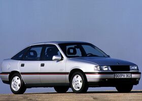 Опель Вектра, Хетчбек 1988 - 1995 A CC 2.5 V6