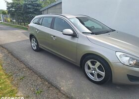 Вольво B60, объемом двигателя 1.98 л и пробегом 237 тыс. км за 6868 $, фото 5 на Automoto.ua