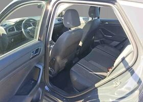 Фольксваген Ти-Рок 2021 в Европе на Automoto.ua Серый Фольксваген Ти-Рок, объемом двигателя 1.5 л и пробегом 44 тыс. км за 31486 $, фото 7 на Automoto.ua