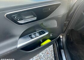 Мерседес Ц-Класс 2022 в Европе на Automoto.ua Черный Мерседес Ц-Класс, объемом двигателя 1 л и пробегом 159 тыс. км за 159000 $, фото 18 на Automoto.ua