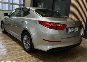 Кіа Оптіма, об'ємом двигуна 2 л та пробігом 52 тис. км за 12937 $, фото 8 на Automoto.ua