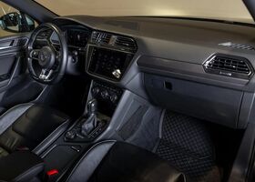 Фольксваген Tiguan Allspace 2020 в Европе на Automoto.ua Серый Фольксваген Tiguan Allspace, объемом двигателя 1.98 л и пробегом 118 тыс. км за 41949 $, фото 2 на Automoto.ua