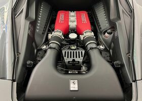 Сірий Феррарі 458, об'ємом двигуна 4.5 л та пробігом 25 тис. км за 226782 $, фото 11 на Automoto.ua