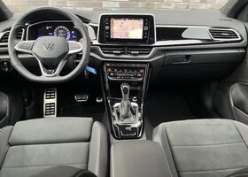 Фольксваген Ті-Рок 2025 у Європі на Automoto.ua Чорний Фольксваген Ті-Рок, об'ємом двигуна 1.5 л та пробігом 26 тис. км за 43671 $, фото 7 на Automoto.ua