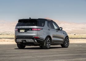 Land Rover Discovery 2018 на тест-драйве, фото 6