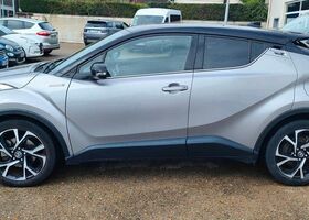 Сірий Тойота C-HR, об'ємом двигуна 1.8 л та пробігом 45 тис. км за 24198 $, фото 3 на Automoto.ua