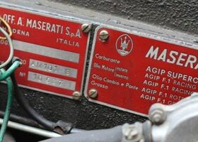 Сірий Мазераті Інша, об'ємом двигуна 4.01 л та пробігом 45 тис. км за 320261 $, фото 9 на Automoto.ua
