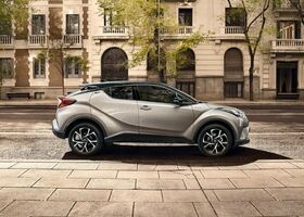 Toyota C-HR 2018 на тест-драйве, фото 3